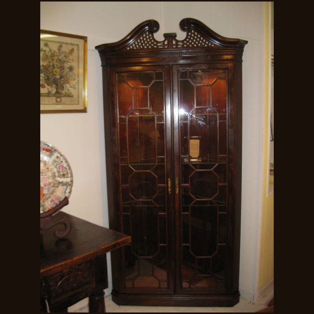 Cherry Corner Cupboard by The Harden Furniture Company - Image 2