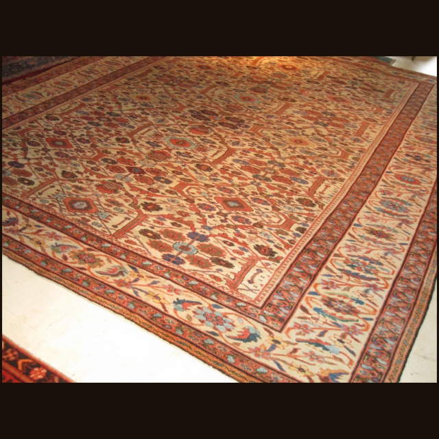 Antique Persian Zeigler Mahal 12.2 x 15.1 - Image 3