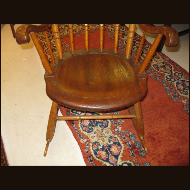 19th c Arrowback Windsor Rocker - Image 5