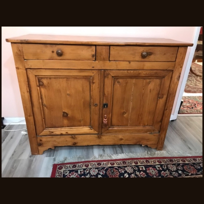 19th c American Pine Buffet